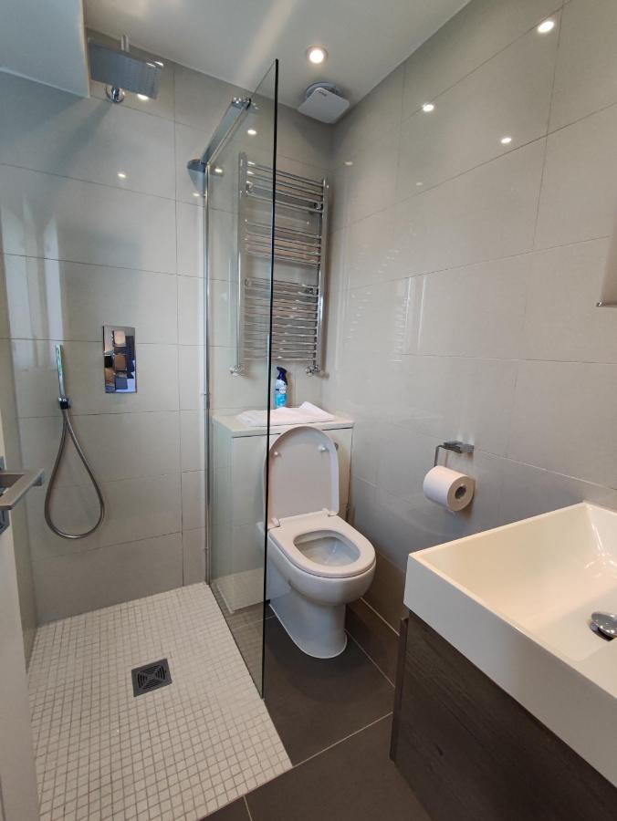 Modern 2 Bedroom Flat With Private Outdoor Terrace لندن المظهر الخارجي الصورة
